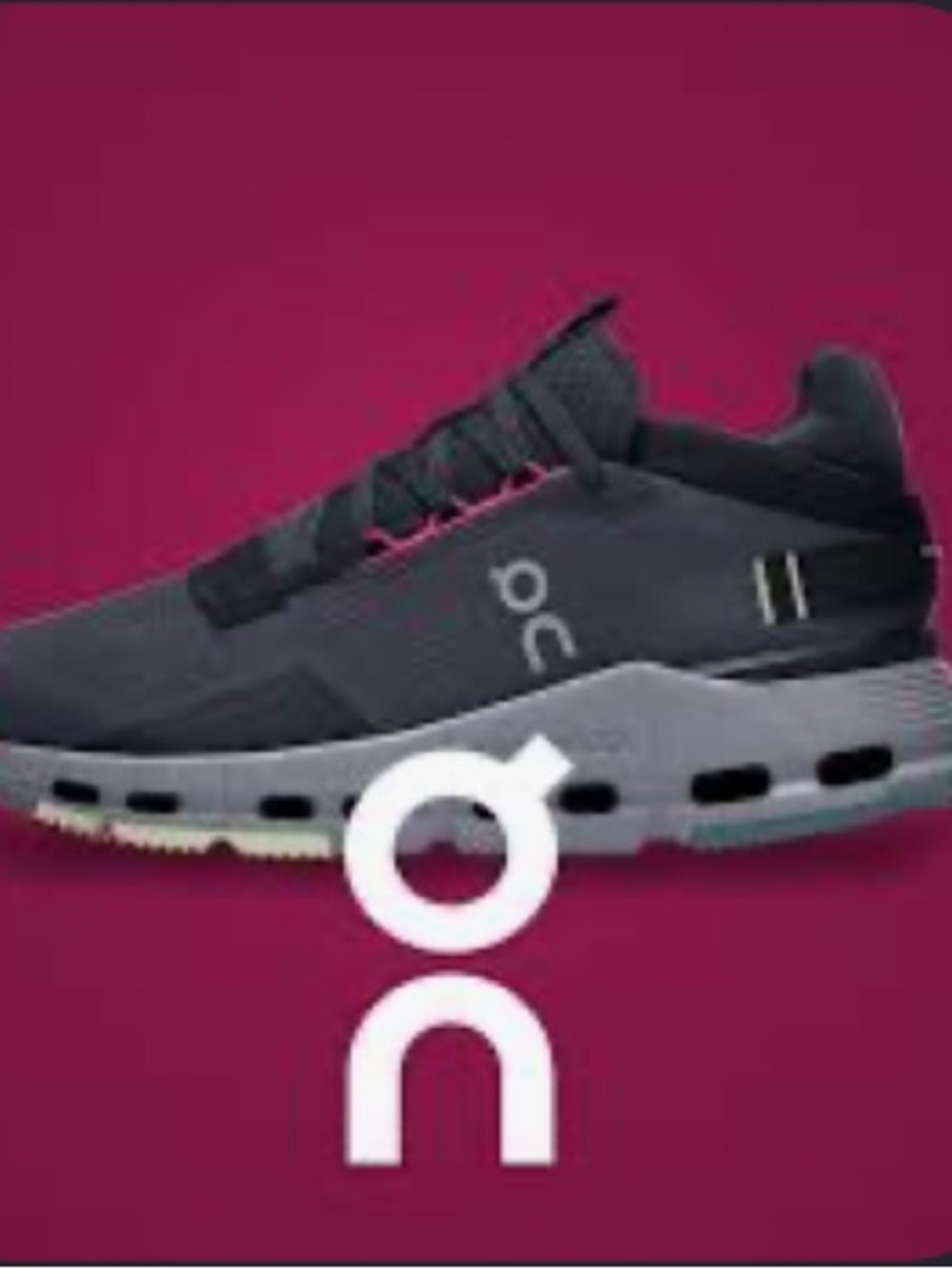 On Cloudnova 2 Running Shoes size 9.5